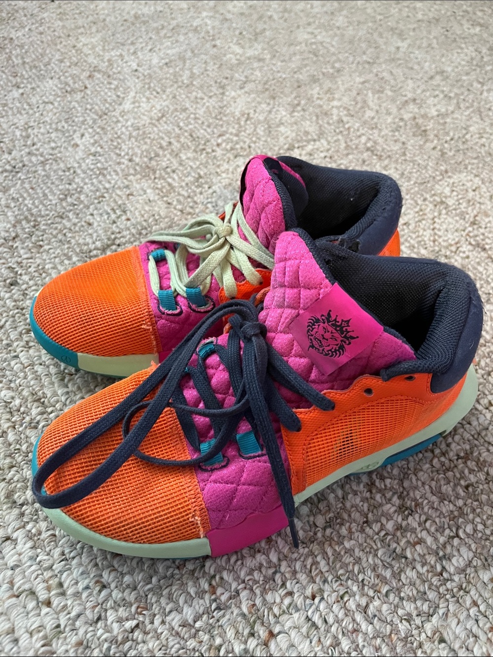 Nike Men’s LeBron Witness VIII Athletic Shoes